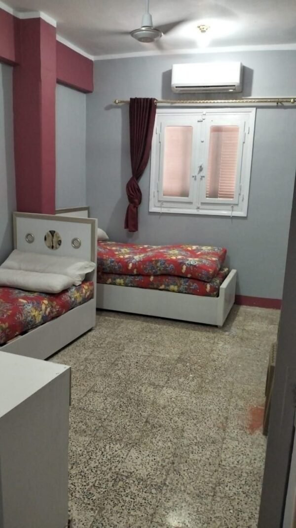 قسم بنات مكيف شقة رقم 53